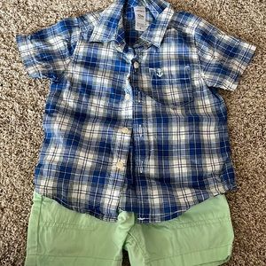 Carter’s two piece set